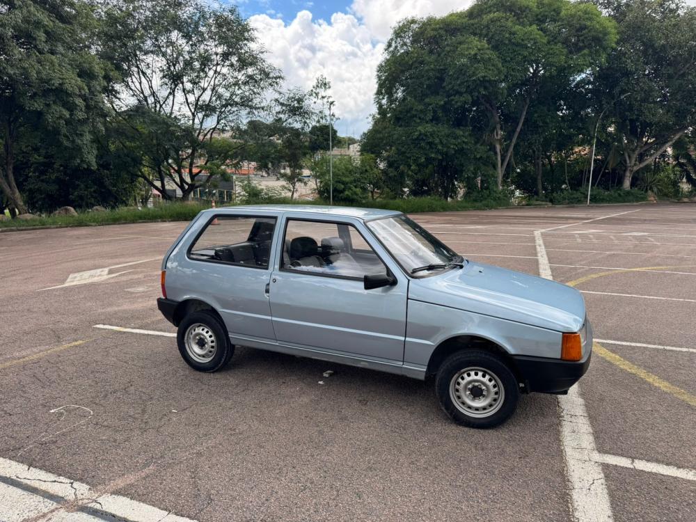 Uno - Foto #12 do anúncio à venda de Carro clássico