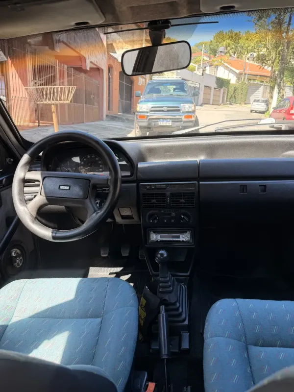 Uno - Foto #3 do anúncio à venda de Carro clássico