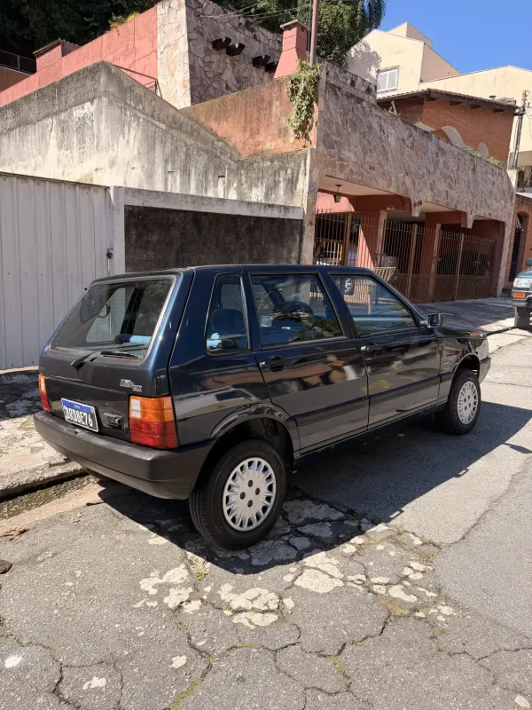 Uno - Foto #5 do anúncio à venda de Carro clássico
