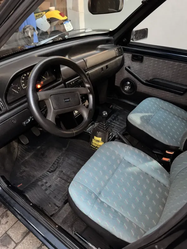 Uno - Foto #18 do anúncio à venda de Carro clássico