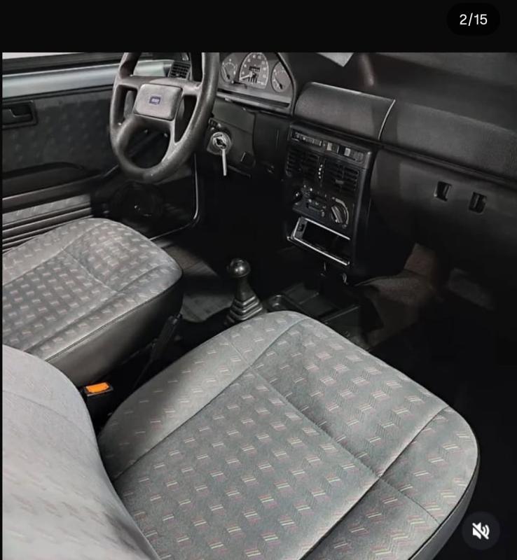 Uno - Foto #7 do anúncio à venda de Carro clássico