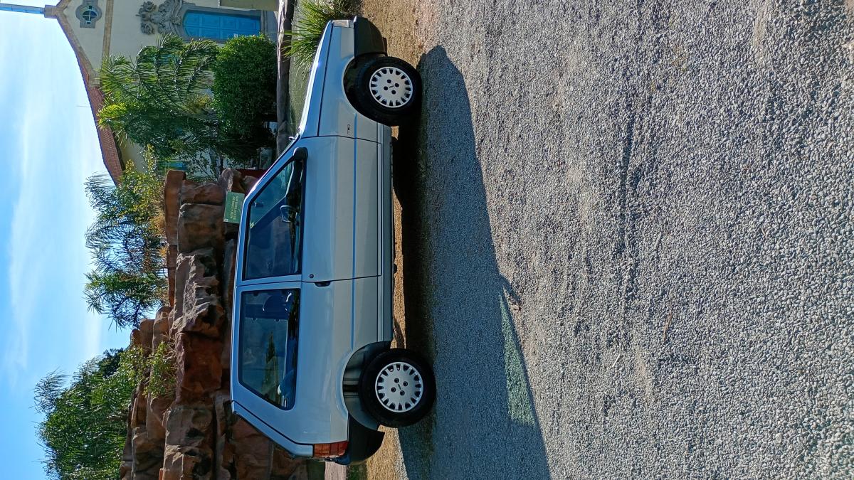 Uno - Foto #17 do anúncio à venda de Carro clássico