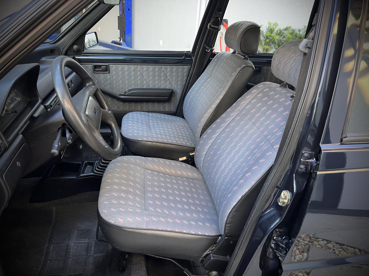 Uno - Foto #8 do anúncio à venda de Carro clássico