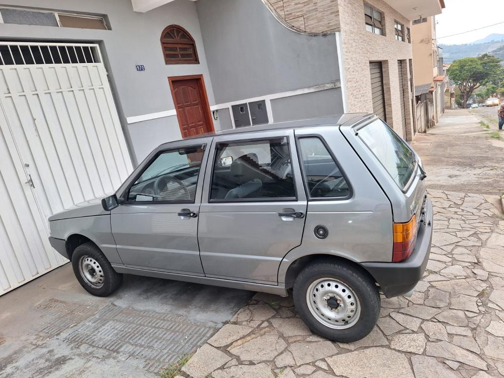 Uno - Foto #3 do anúncio à venda de Carro clássico