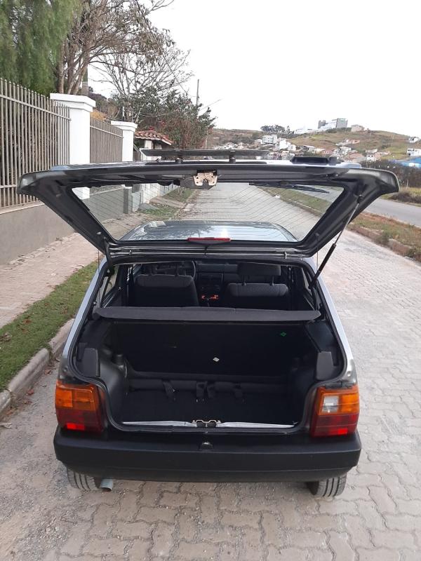 Uno - Foto #5 do anúncio à venda de Carro clássico