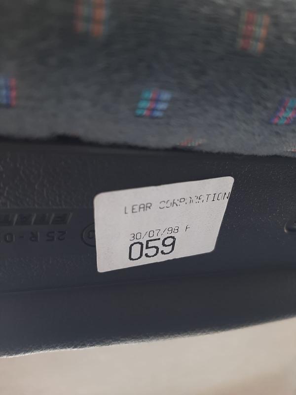 Uno - Foto #7 do anúncio à venda de Carro clássico