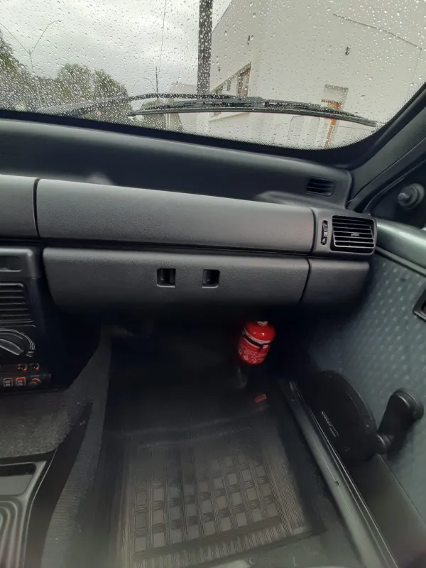 Uno - Foto #22 do anúncio à venda de Carro clássico