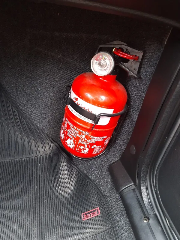 Uno - Foto #23 do anúncio à venda de Carro clássico