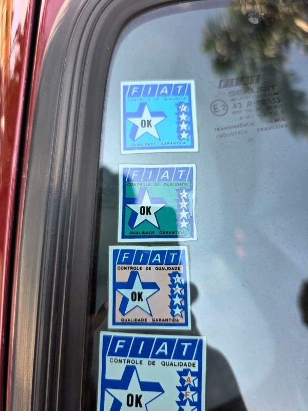 Uno - Foto #9 do anúncio à venda de Carro clássico