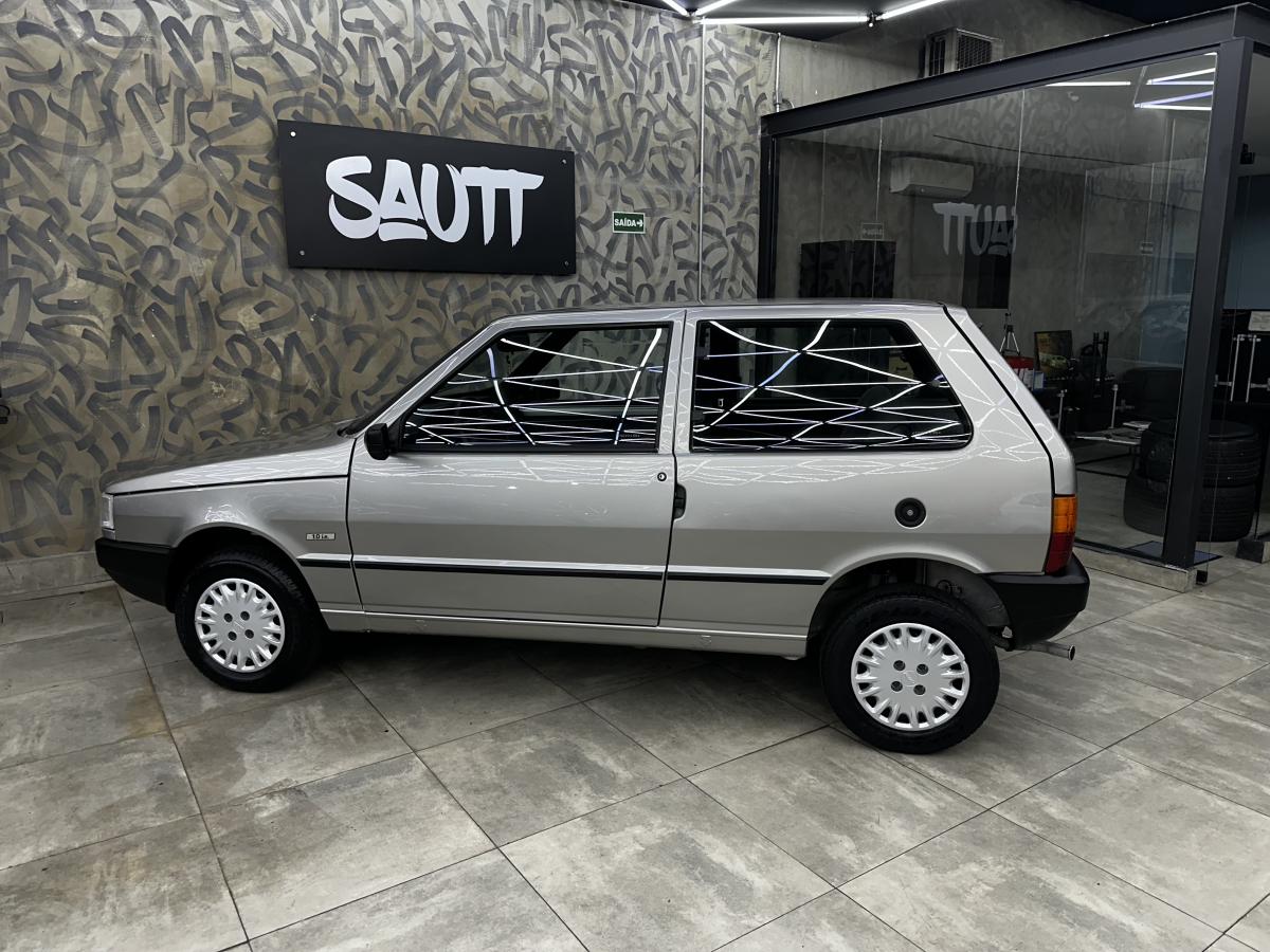 Uno - Foto #21 do anúncio à venda de Carro clássico