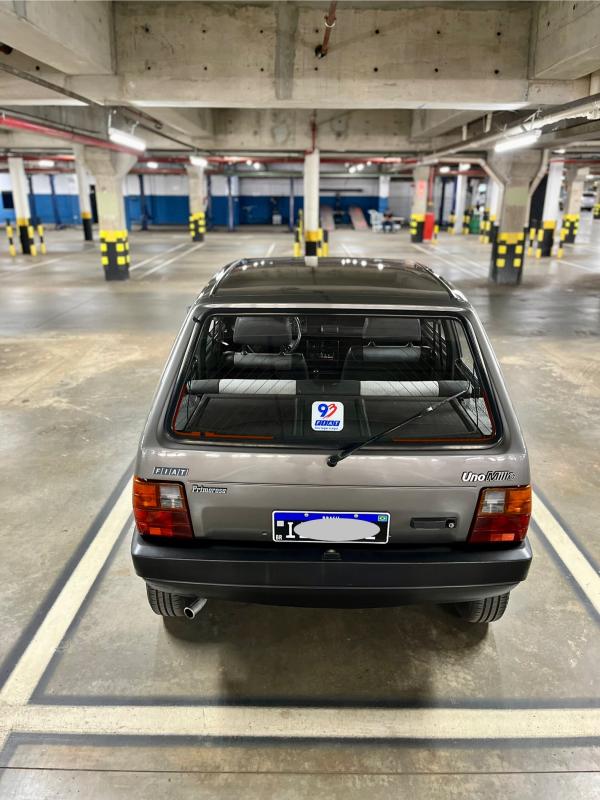 Uno - Foto #16 do anúncio à venda de Carro clássico