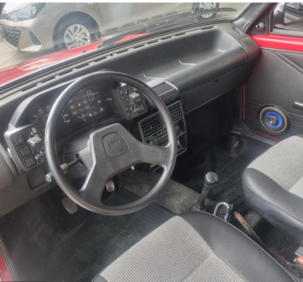 Uno - Foto #19 do anúncio à venda de Carro clássico