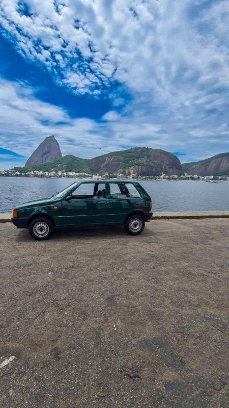 Uno - Foto #11 do anúncio à venda de Carro clássico
