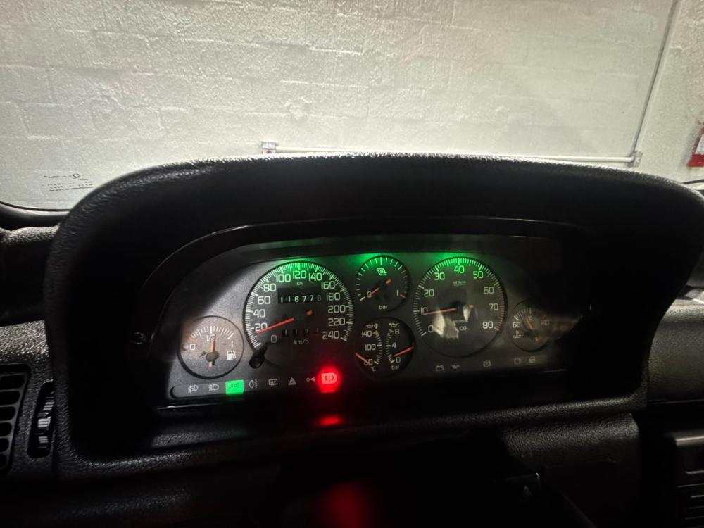 Uno - Foto #18 do anúncio à venda de Carro clássico