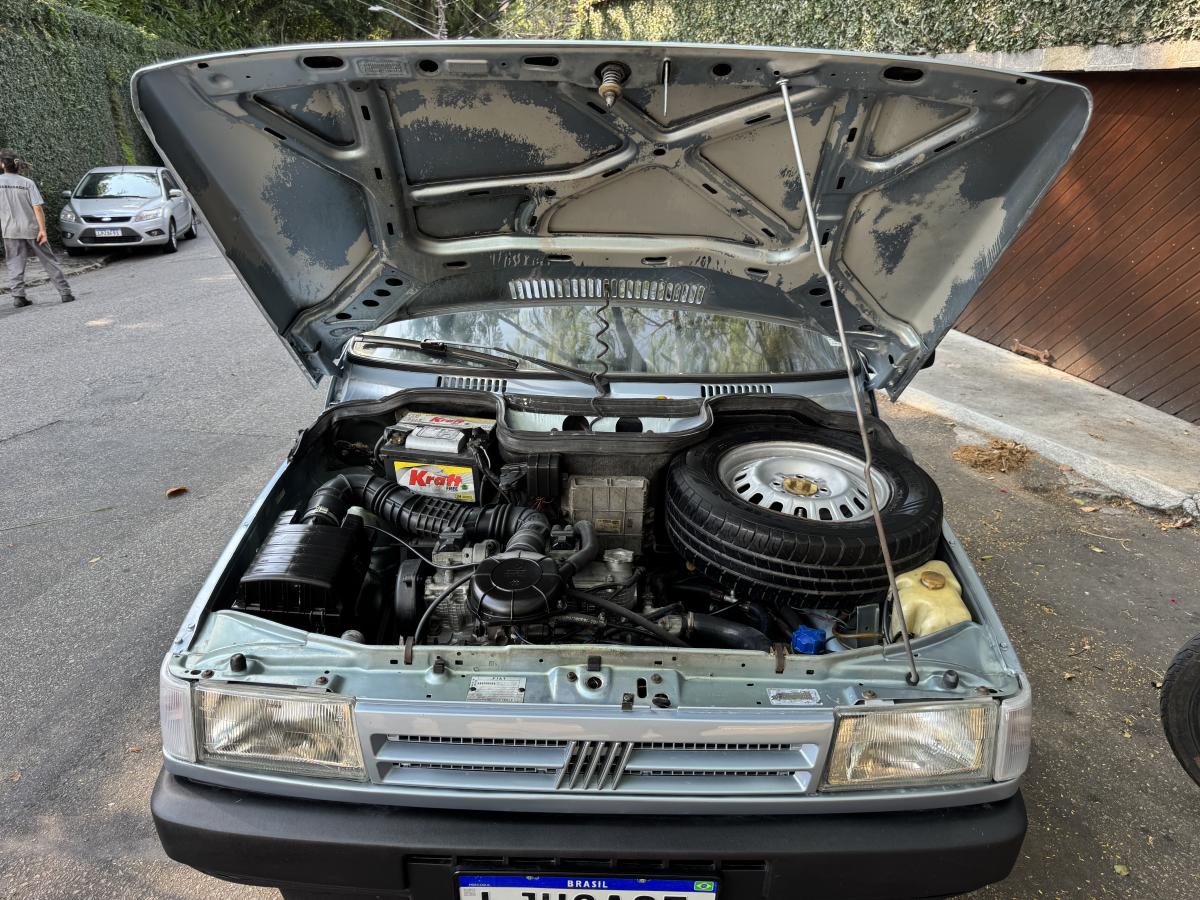 Uno - Foto #6 do anúncio à venda de Carro clássico