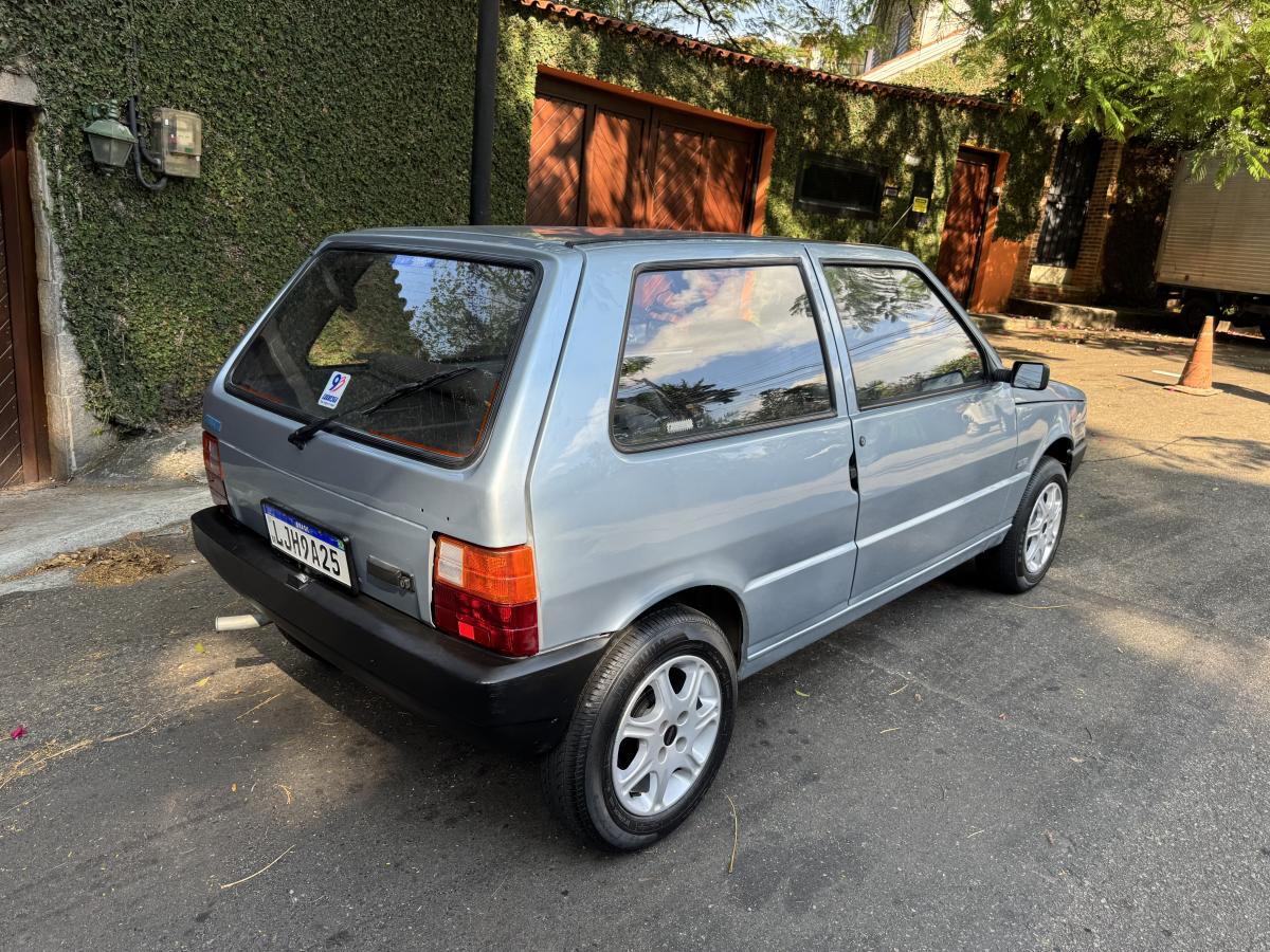 Uno - Foto #9 do anúncio à venda de Carro clássico