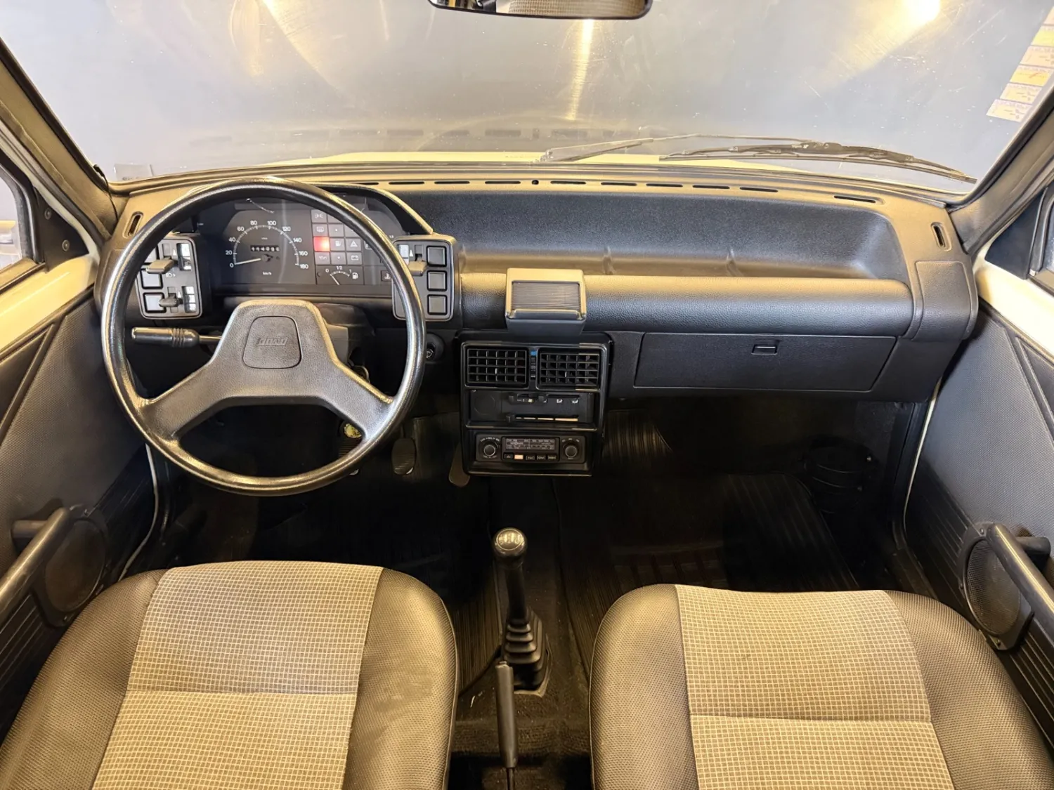avv-fiat-uno-venda-2cc9a40-imagem-016