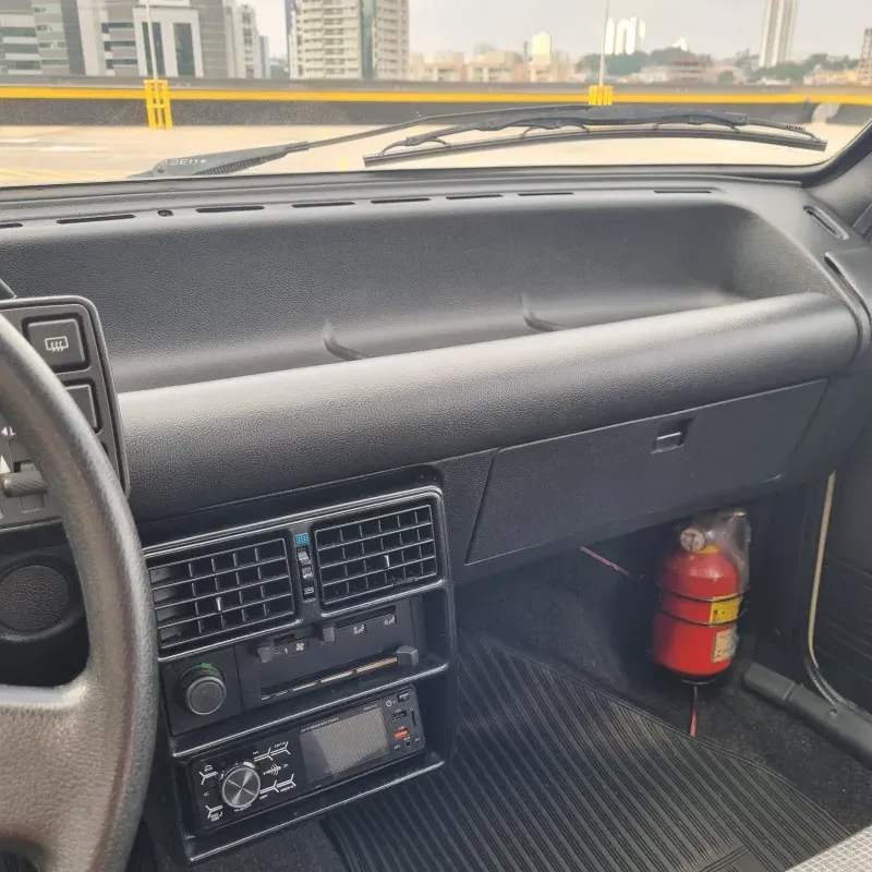 Uno - Foto #22 do anúncio à venda de Carro clássico