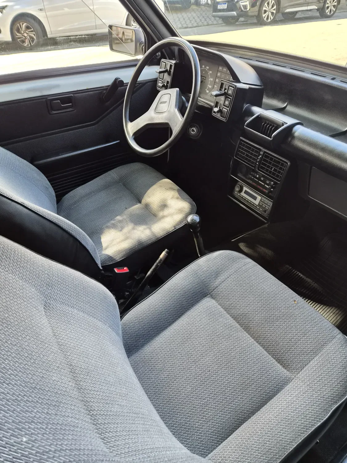 avv-fiat-uno-venda-75549aa-imagem-007