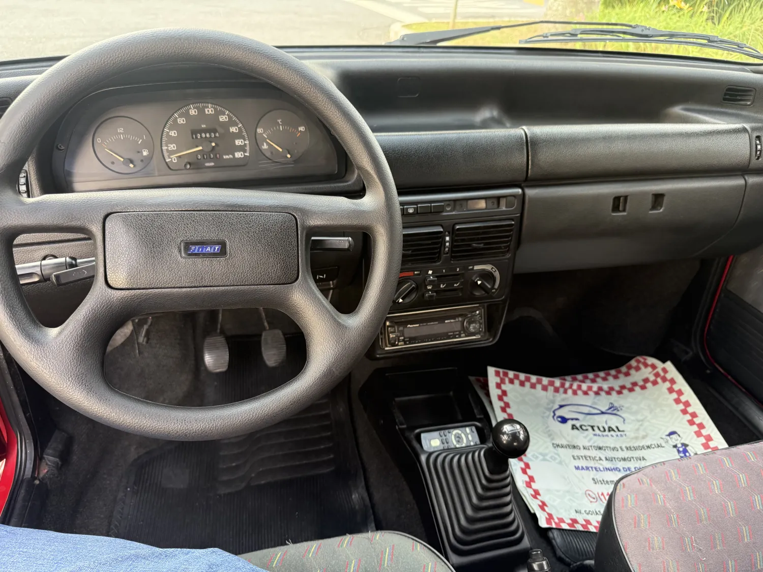 Uno - Foto #8 do anúncio à venda de Carro clássico