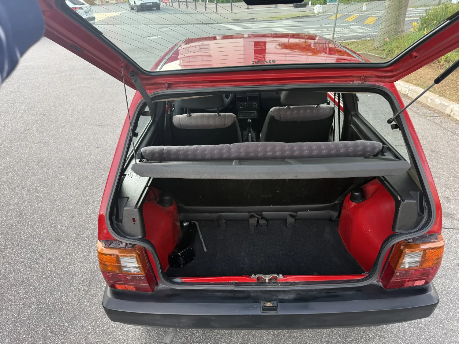 Uno - Foto #10 do anúncio à venda de Carro clássico