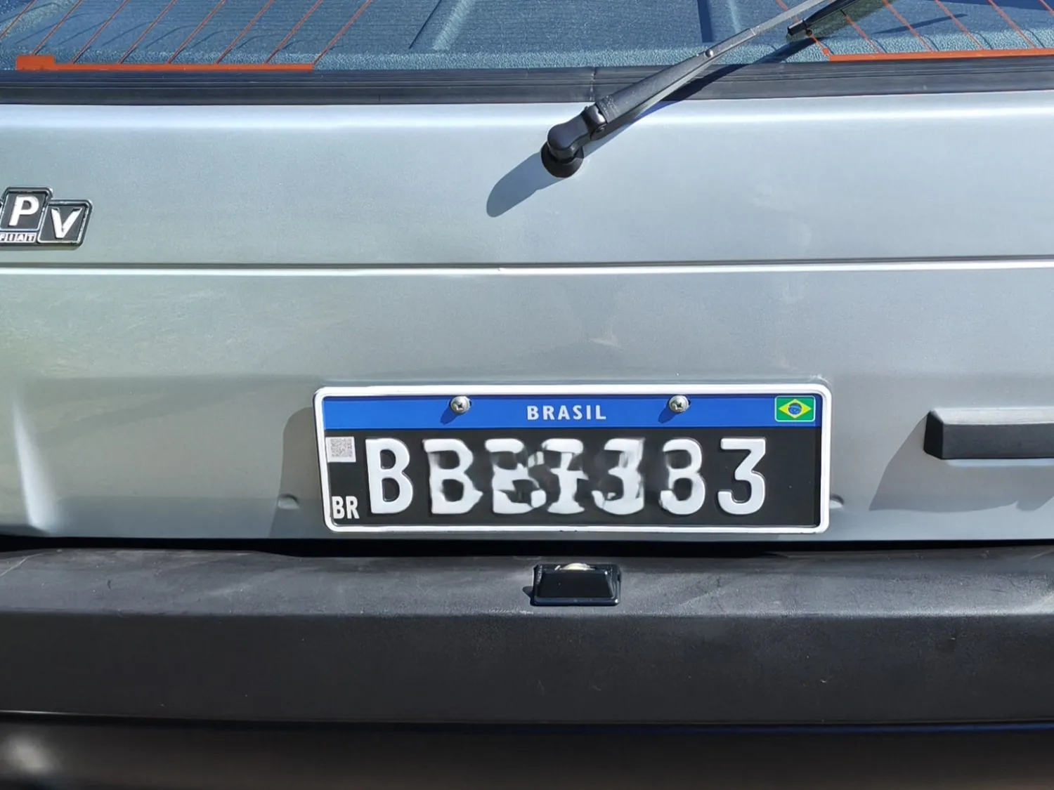 Uno - Foto #5 do anúncio à venda de Carro clássico