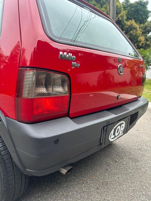 Uno - Foto #2 do anúncio à venda de Carro clássico
