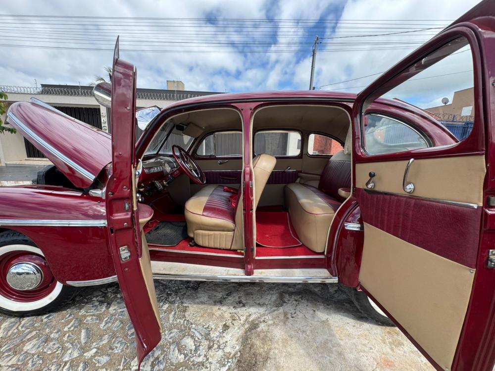1946 - Foto #22 do anúncio à venda de Carro clássico
