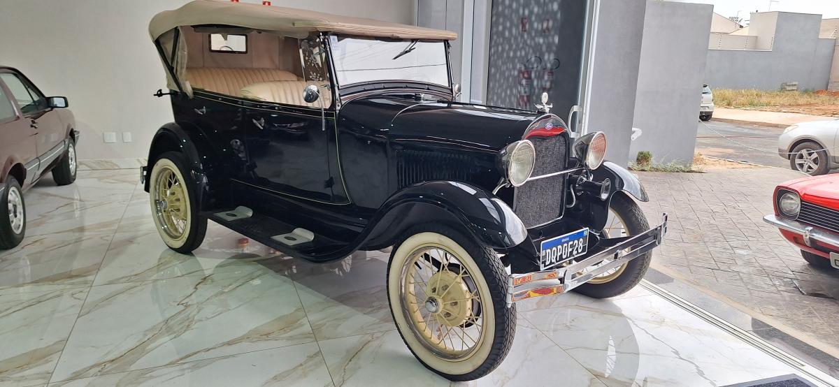 A - Foto #10 do anúncio à venda de Carro clássico