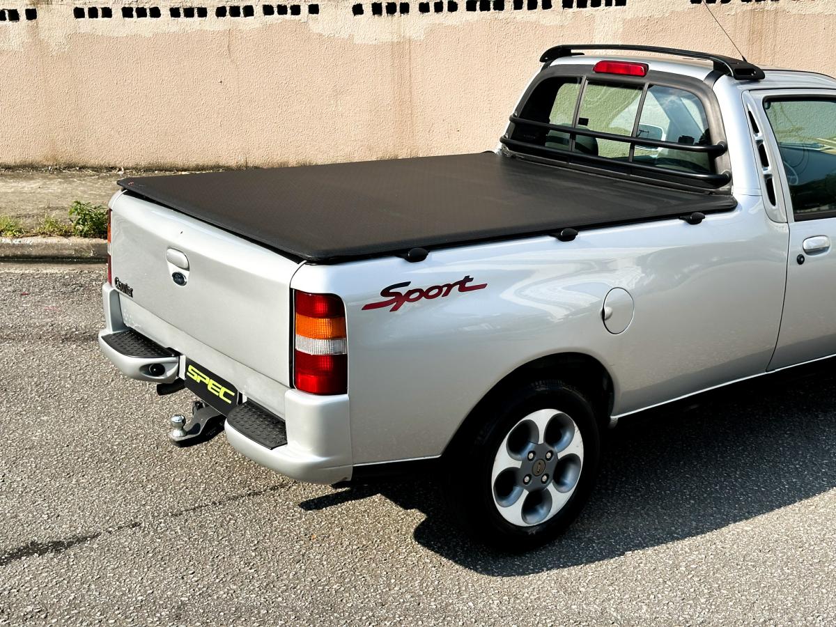 Courier - Foto #4 do anúncio à venda de Carro clássico