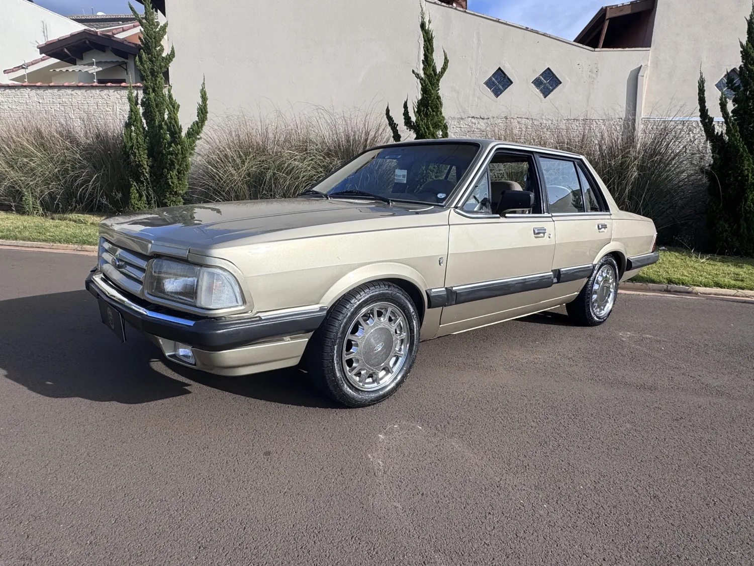 avv-ford-del-rey-venda-f203f16-imagem-001