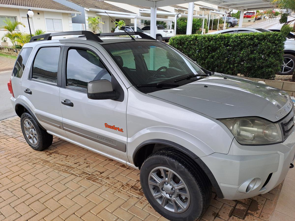 Ecosport - Foto #3 do anúncio à venda de Carro clássico