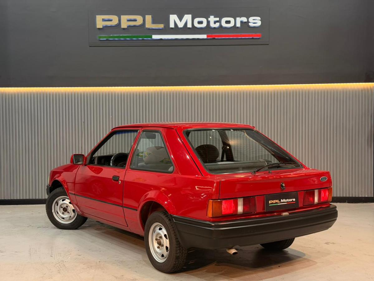 avv-ford-escort-1-0-hobby-8v-gasol-venda-krwy9to-imagem-005