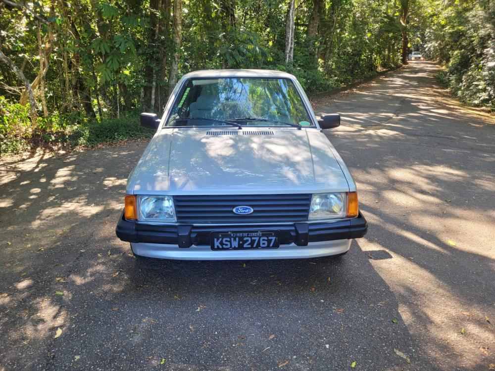 Escort - Foto #9 do anúncio à venda de Carro clássico