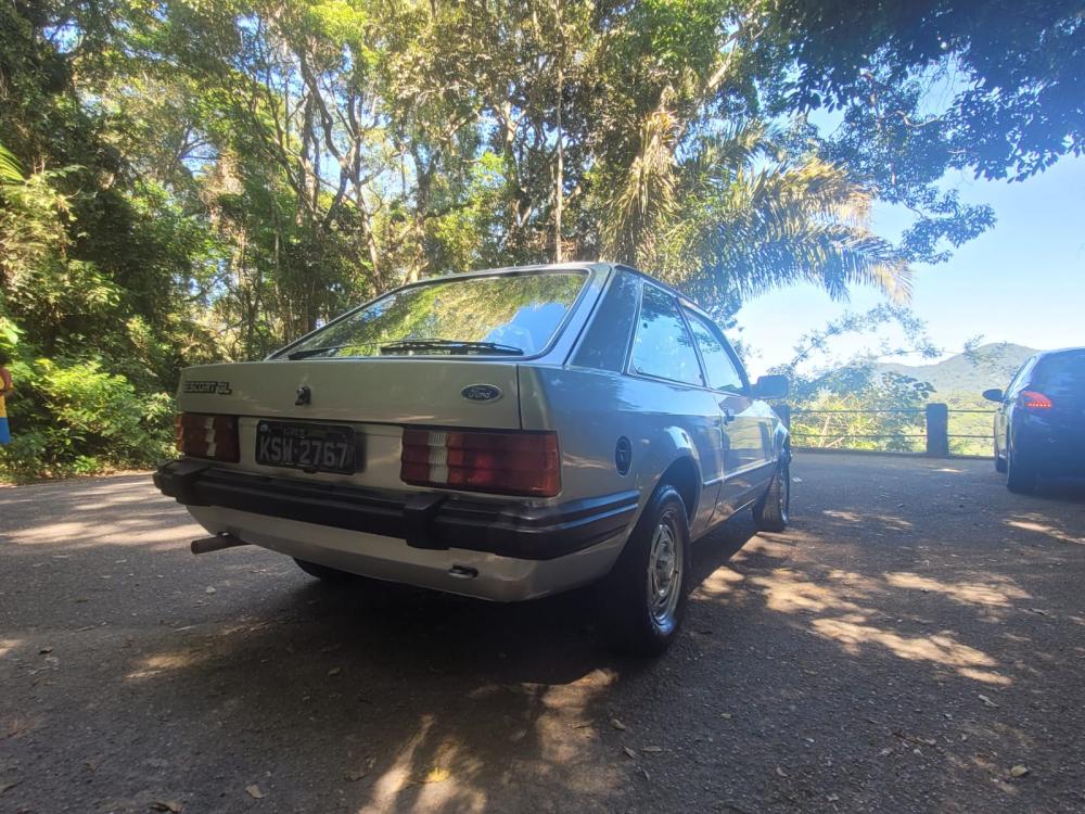 Escort - Foto #16 do anúncio à venda de Carro clássico