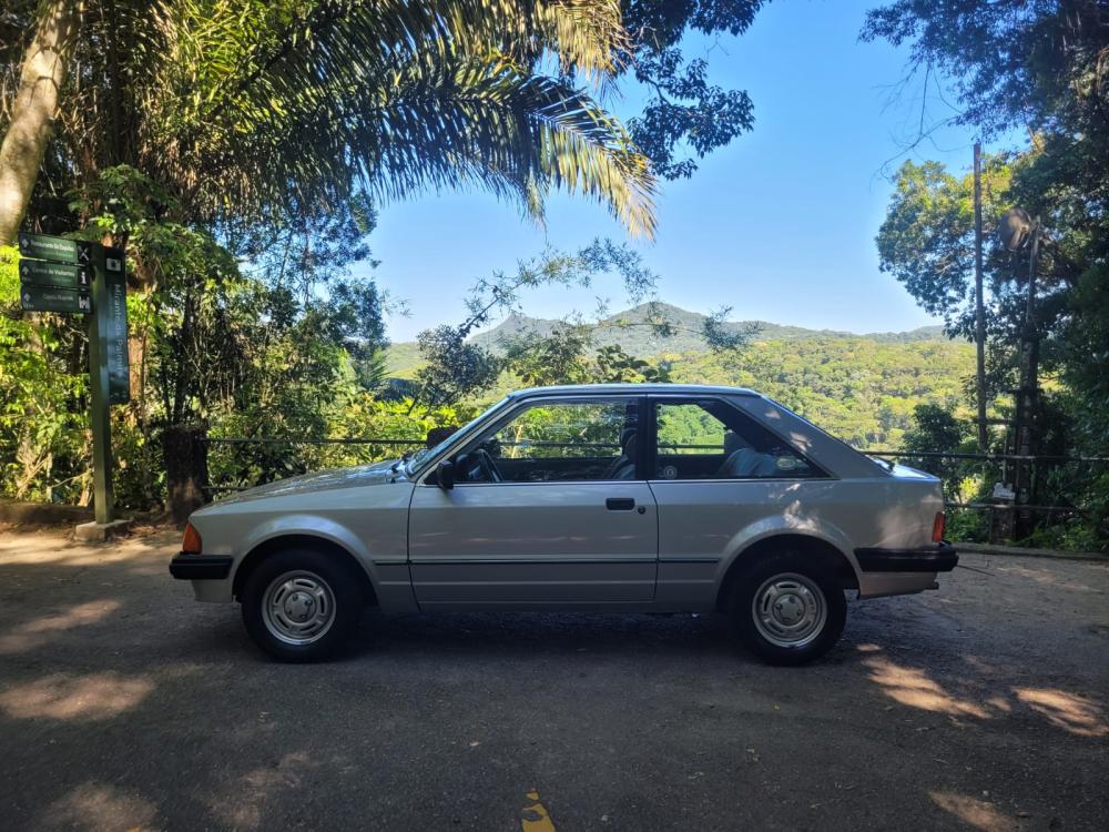Escort - Foto #29 do anúncio à venda de Carro clássico