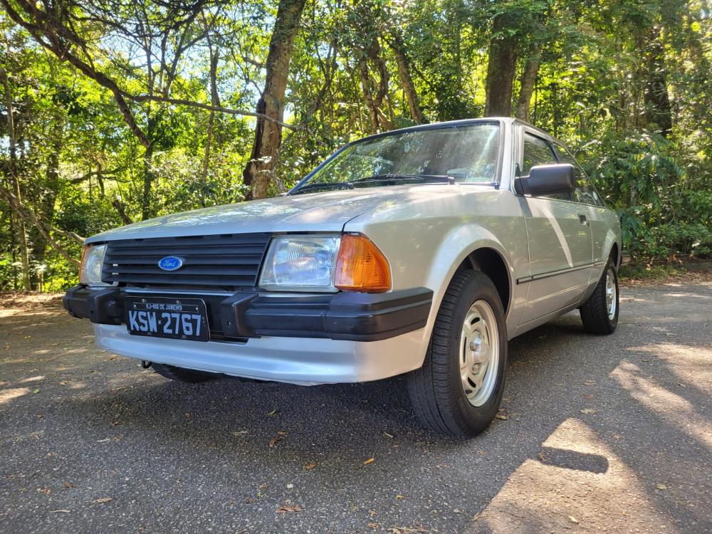 Escort - Foto #31 do anúncio à venda de Carro clássico