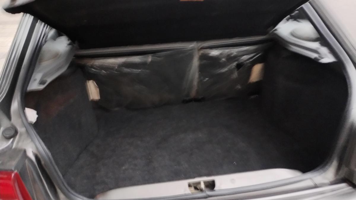 Escort - Foto #2 do anúncio à venda de Carro clássico
