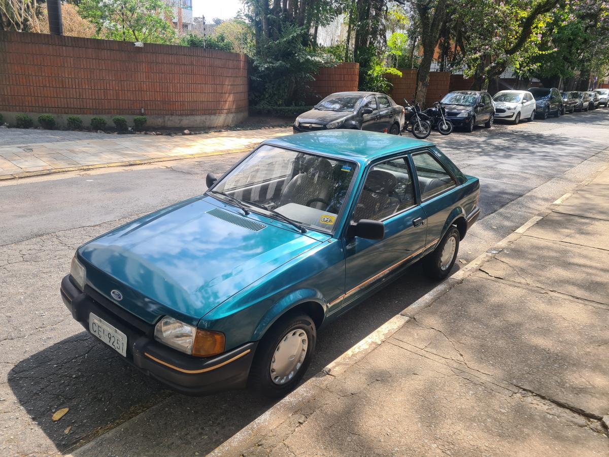 Escort - Foto #18 do anúncio à venda de Carro clássico