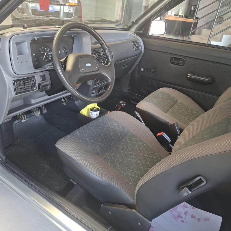 Escort - Foto #3 do anúncio à venda de Carro clássico