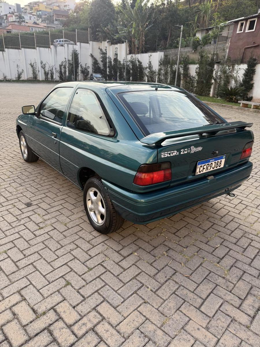 Escort - Foto #2 do anúncio à venda de Carro clássico