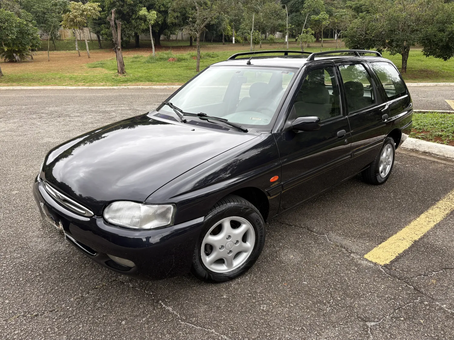 avv-ford-escort-sw-glx-venda-6h1p4qs-imagem-001
