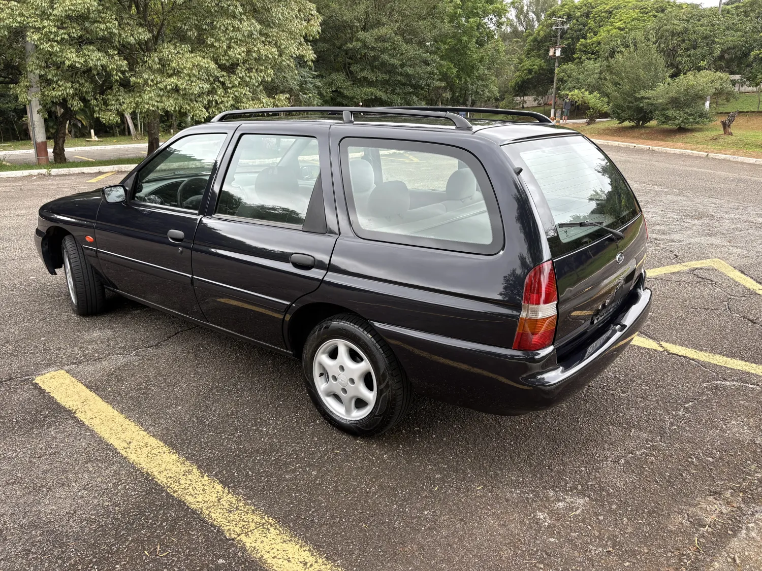 avv-ford-escort-sw-glx-venda-6h1p4qs-imagem-006