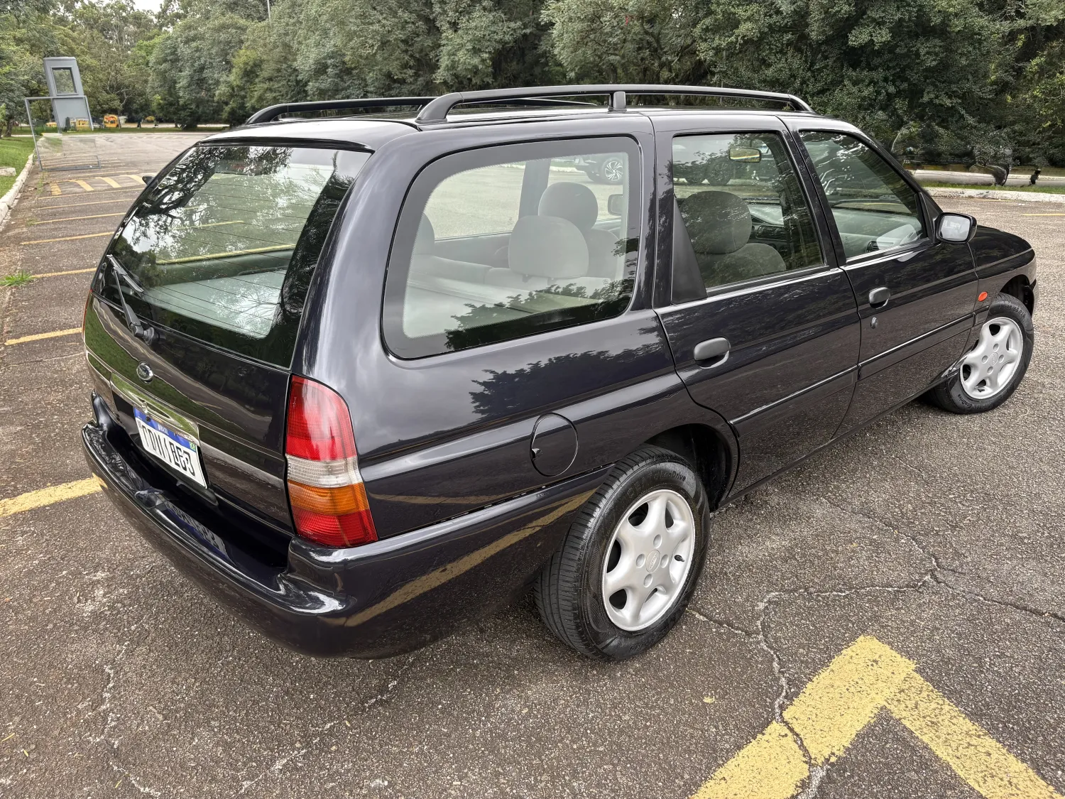 avv-ford-escort-sw-glx-venda-6h1p4qs-imagem-007