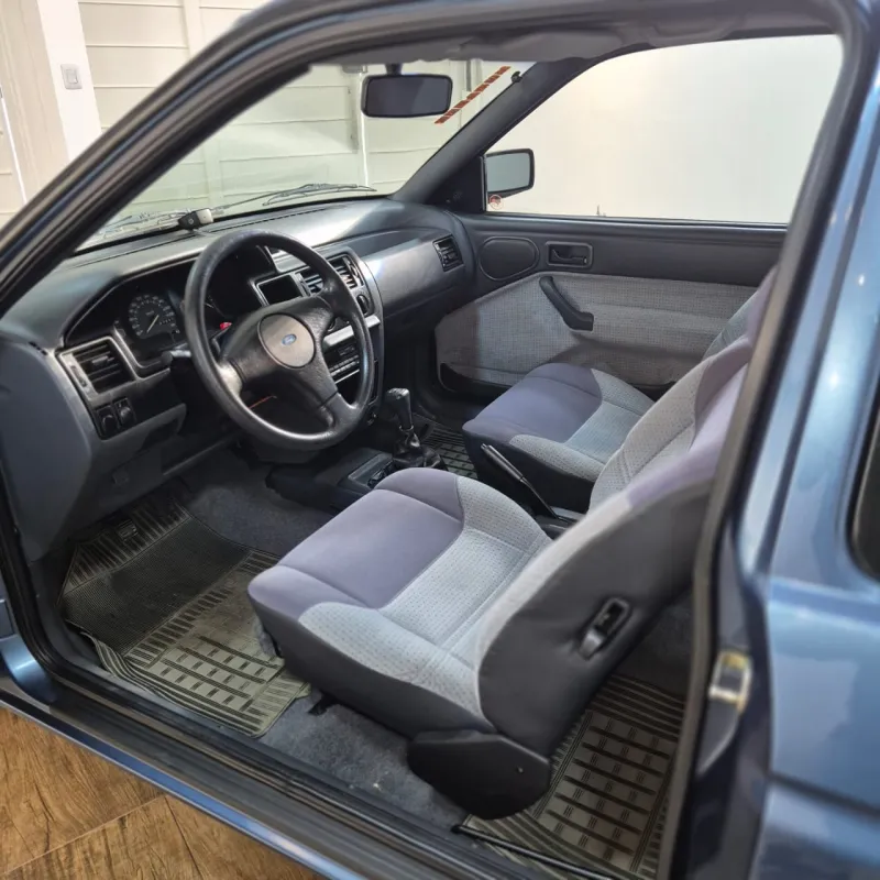 Escort - Foto #9 do anúncio à venda de Carro clássico