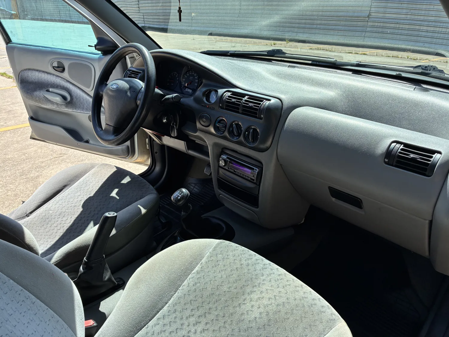 Escort - Foto #15 do anúncio à venda de Carro clássico