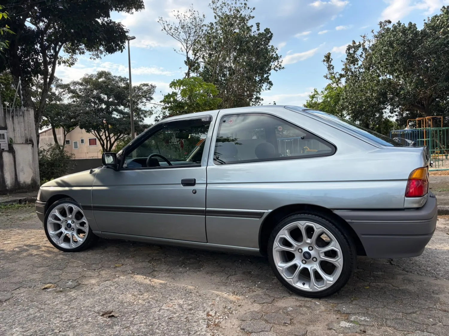 avv-ford-escort-venda-15a42b9-imagem-036