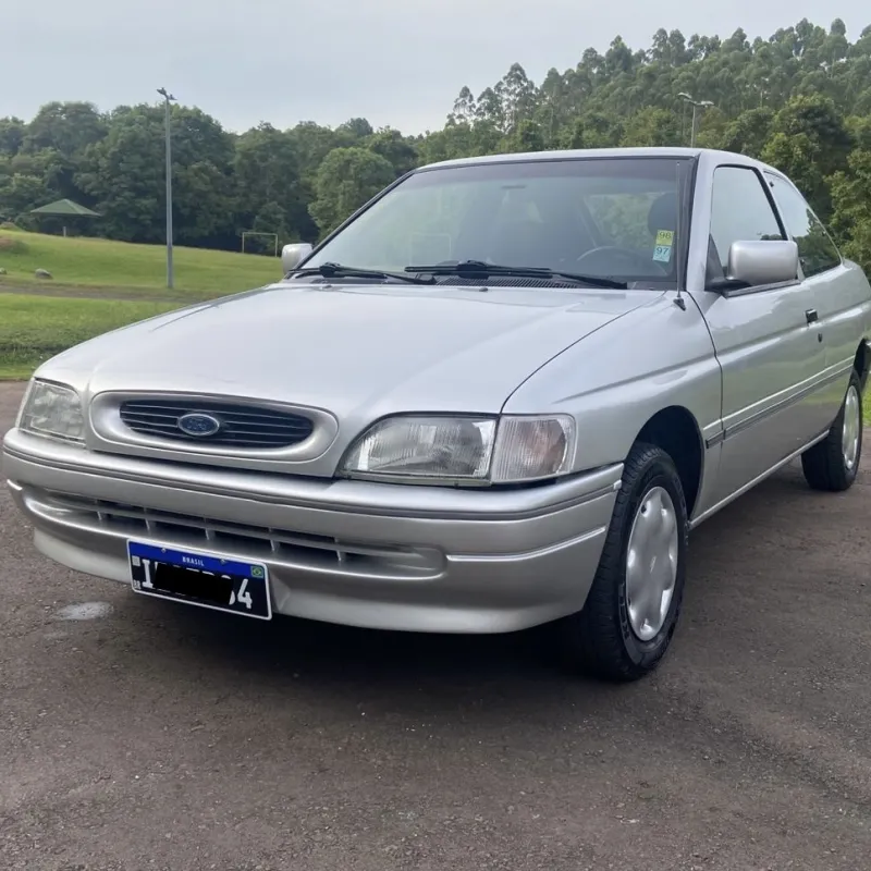 Escort - Foto #2 do anúncio à venda de Carro clássico