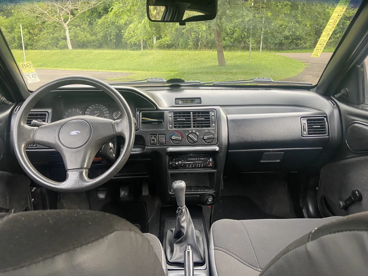 Escort - Foto #12 do anúncio à venda de Carro clássico