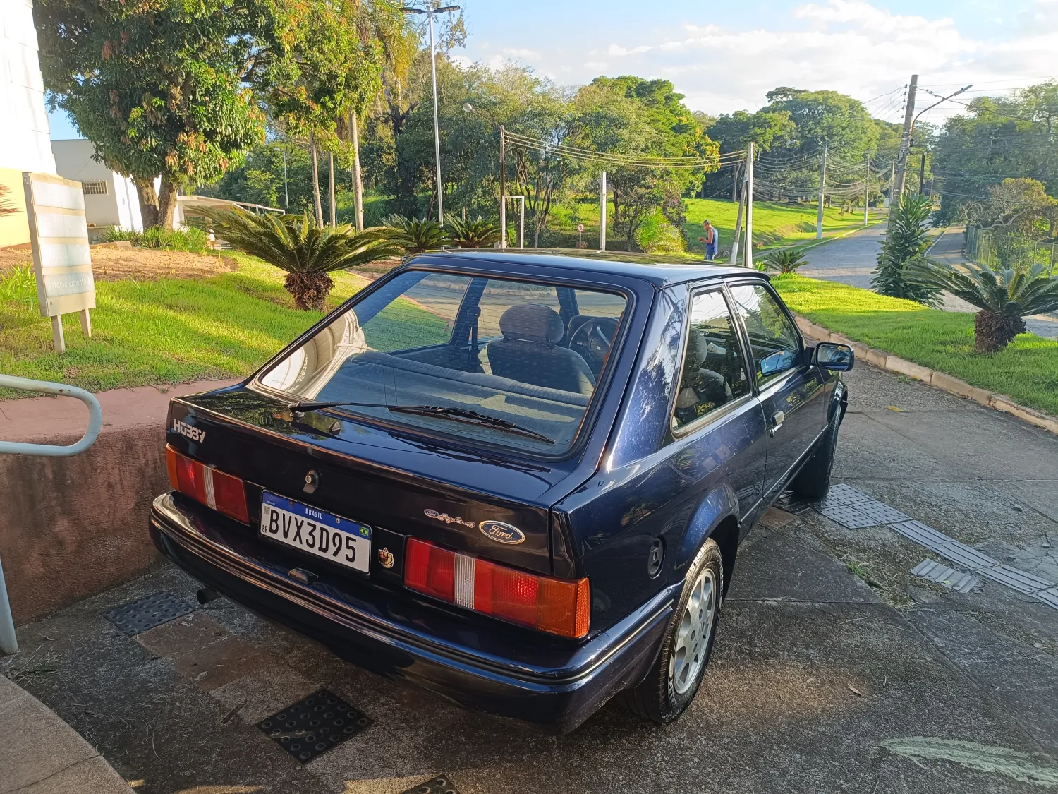 Escort - Foto #11 do anúncio à venda de Carro clássico